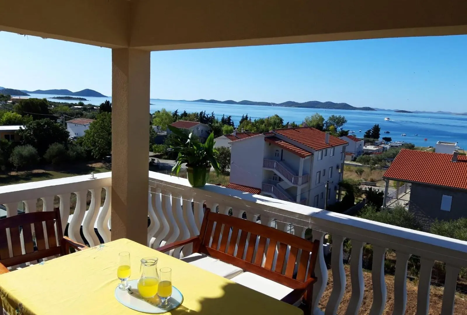Villa Oliva Pakoštane 0*,  Croacia